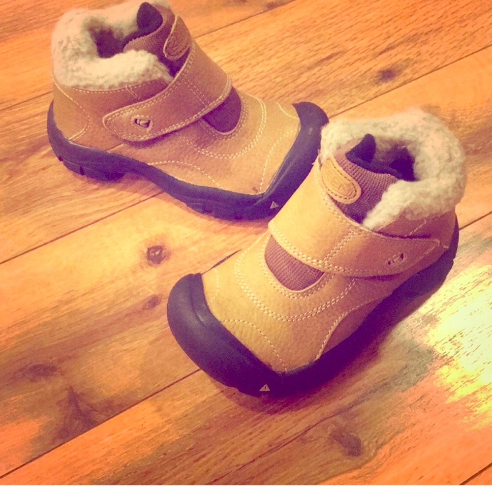 Boy winter boots!
